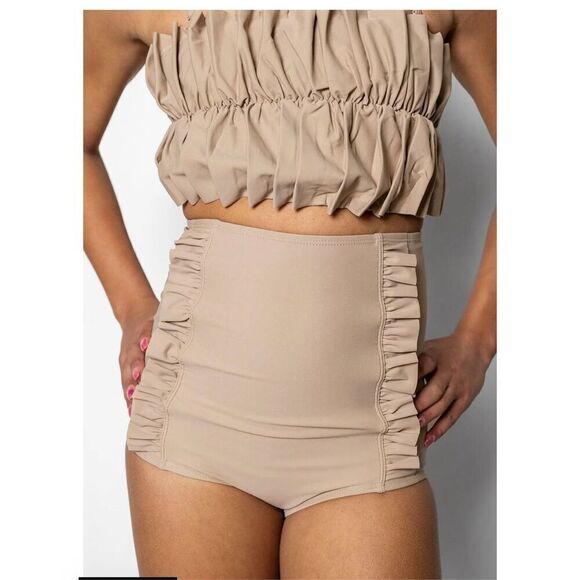 Kortni Jeane Youth Down in Front Ruffle Bottoms Taupe 12/13 - Picture 3 of 6